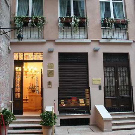 Couette-café La Corte Di Giulietta 3*